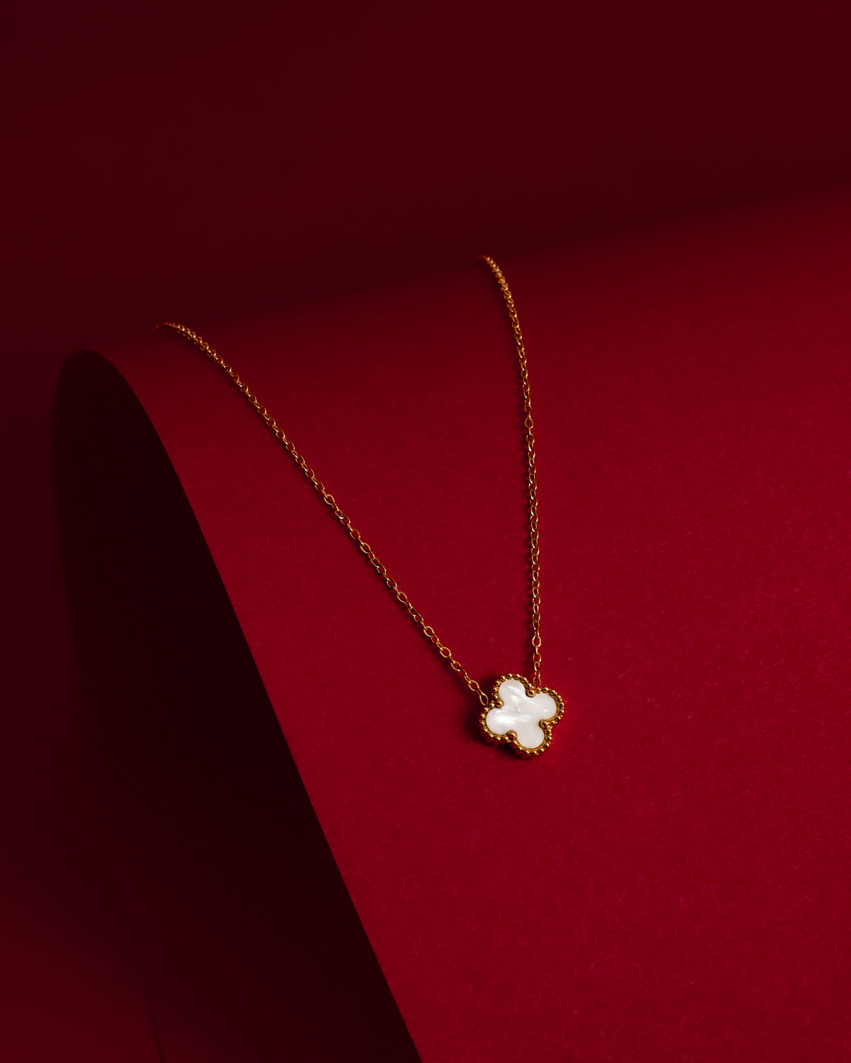 Cadena Trebol Blanco Mujer